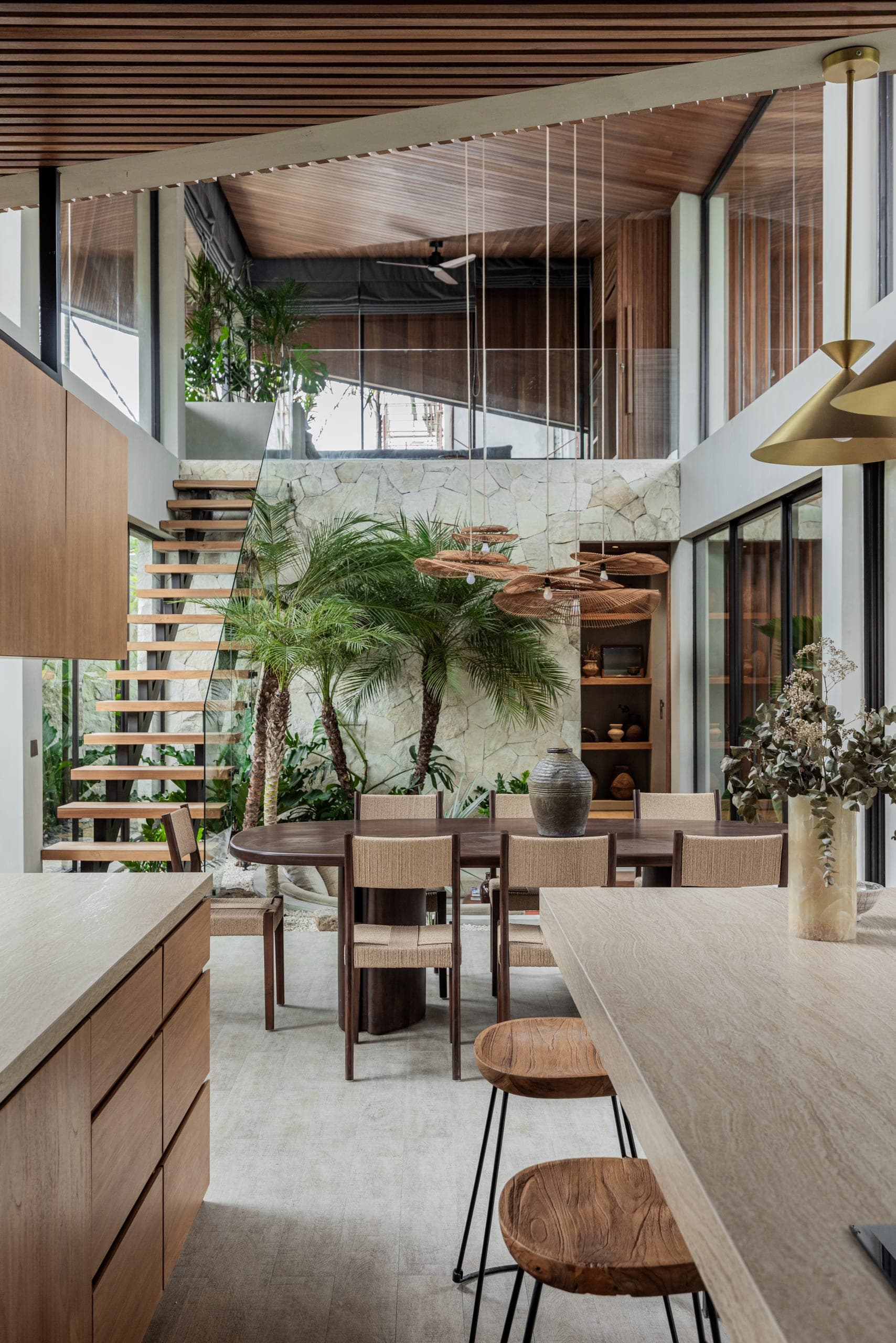 Livare Villas, 1